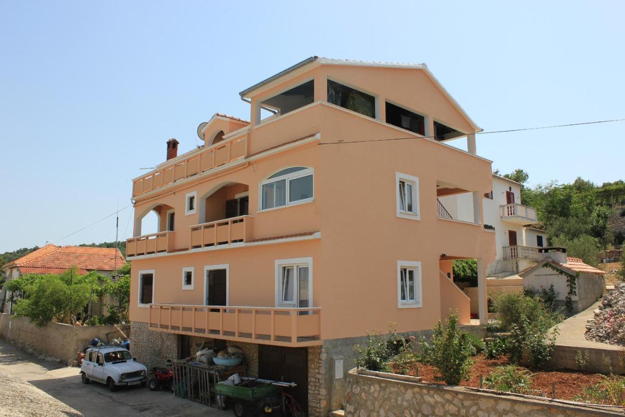 Apartment Sali 8121A Bagian luar foto