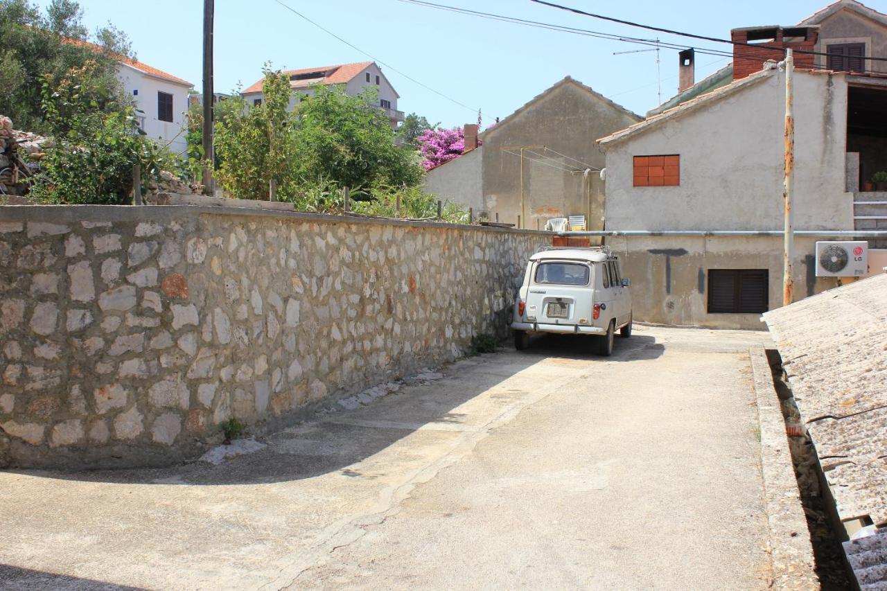Apartment Sali 8121A Bagian luar foto