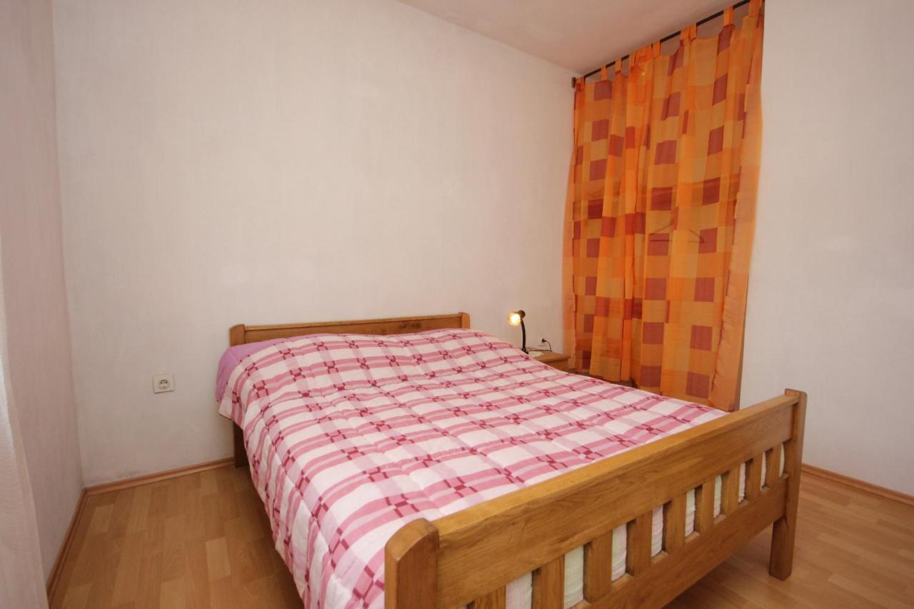 Apartment Sali 8121A Bagian luar foto